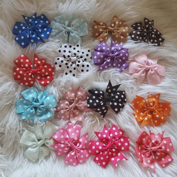 Other - Lot of 16 girl Bows dotted